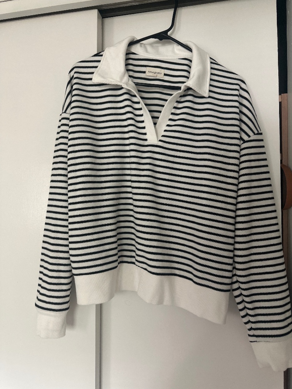 Black and white striped long sleeve summer sweater